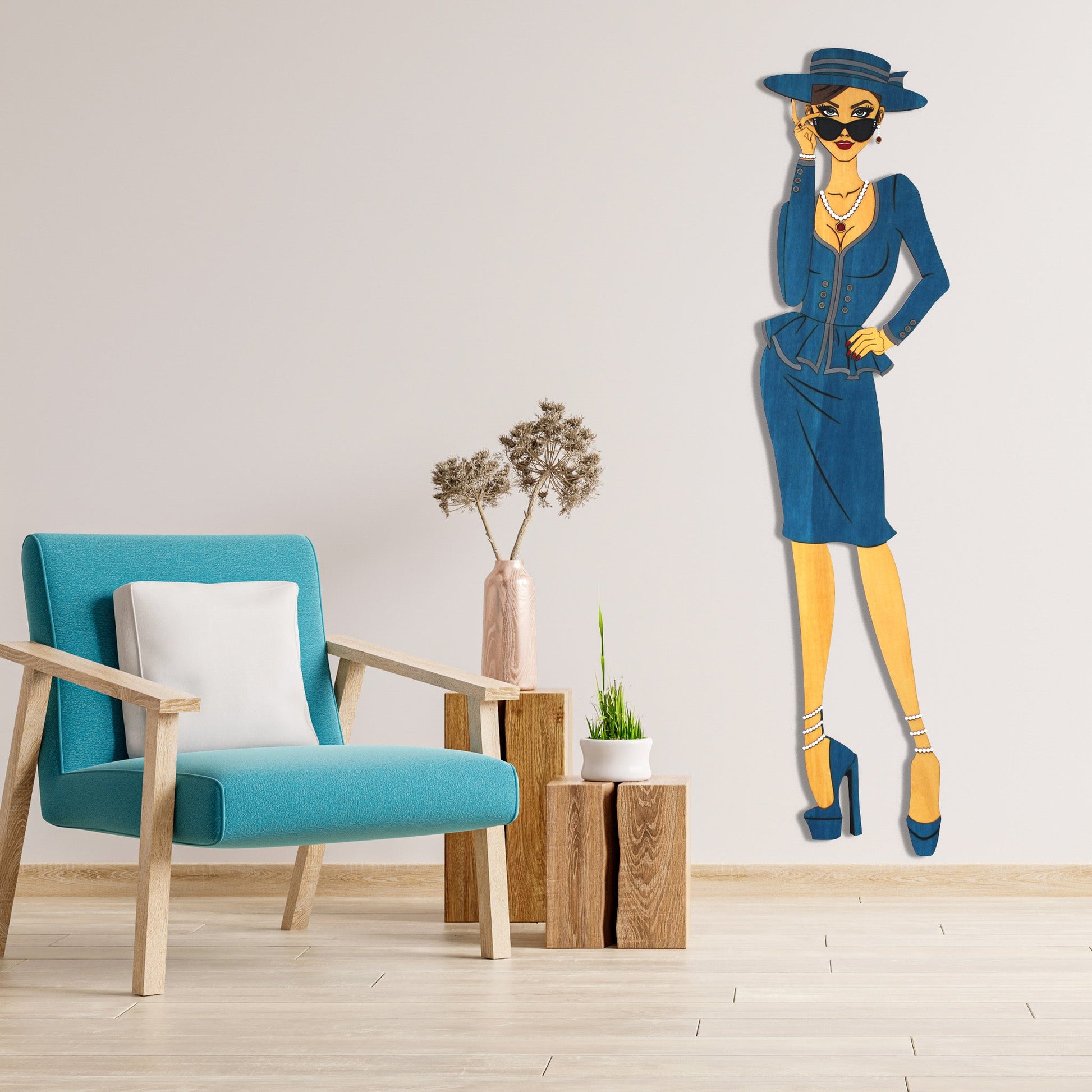 "Vivienne" – Kunstvolles Holz - Wandbild, Lebensgroß, Handbemalt in Blau - Nanino Design - 