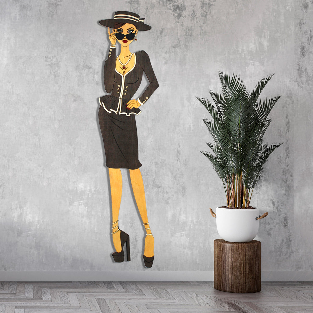 "Vivienne" – Kunstvolles Holz - Wandbild, Lebensgroß, Handbemalt in Graubraun - Nanino Design - 