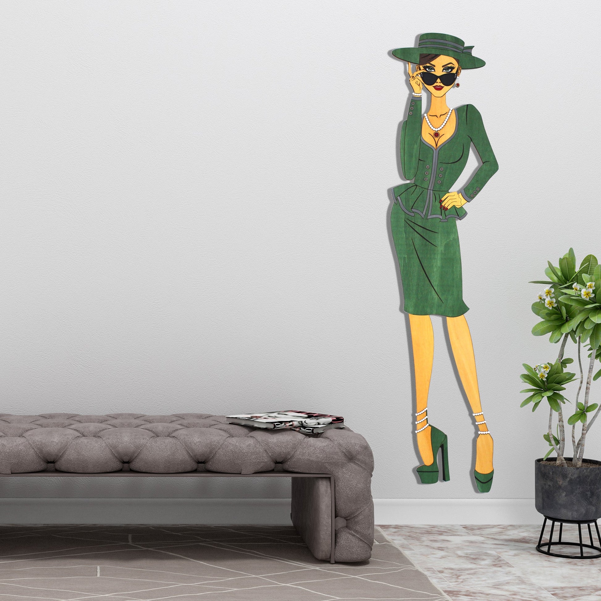 "Vivienne" – Kunstvolles Holz - Wandbild, Lebensgroß, Handbemalt in Grün - Nanino Design - 