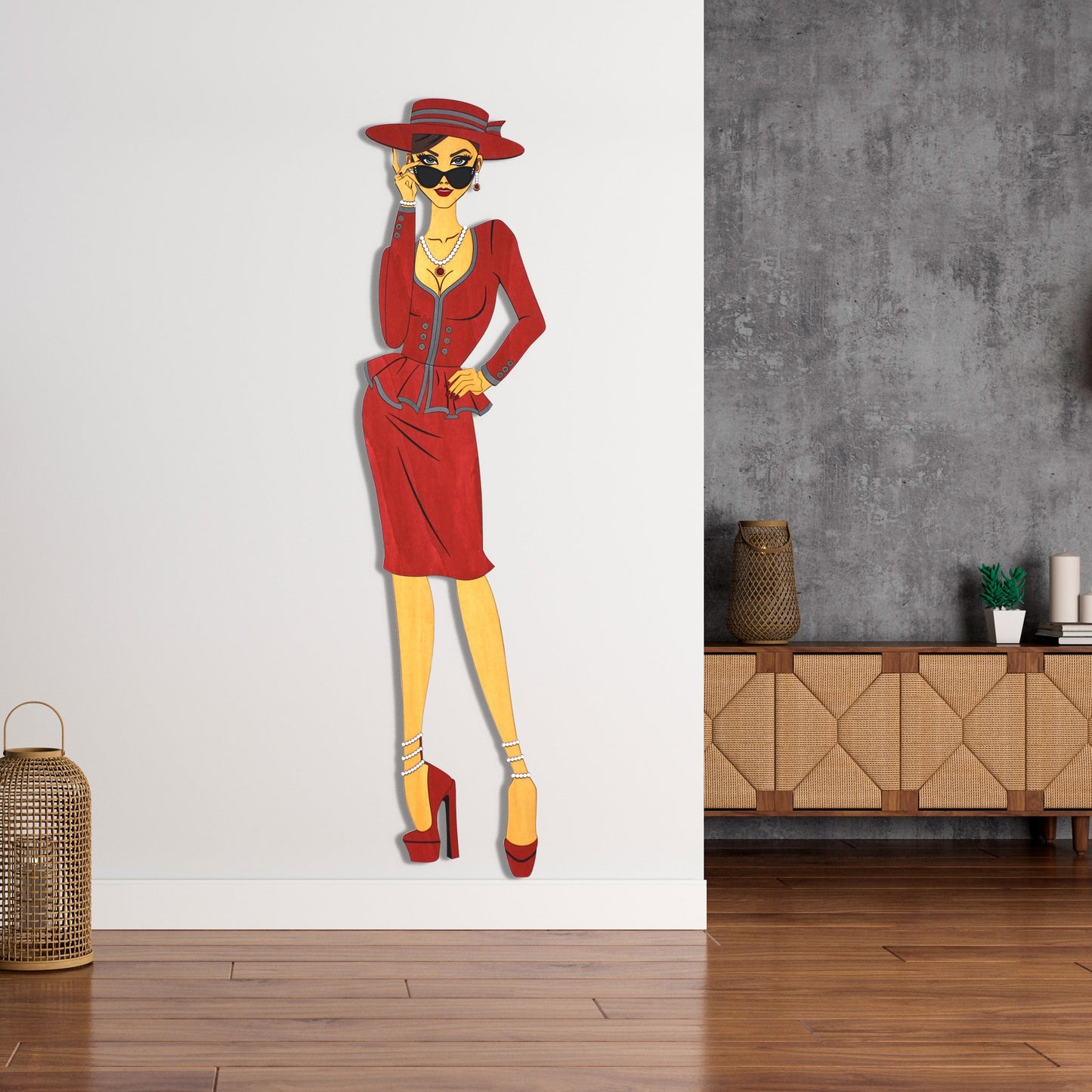 "Vivienne" – Kunstvolles Holz - Wandbild, Lebensgroß, Handbemalt in Rot - Nanino Design - 