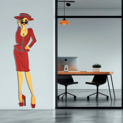 "Vivienne" – Kunstvolles Holz - Wandbild, Lebensgroß, Handbemalt in Rot - Nanino Design - 