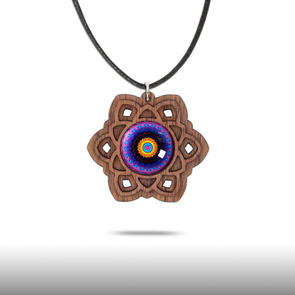 Halskette Mandala "Sonne" groß aus Holz mit Glasstein - Nanino Design Onlineshop -