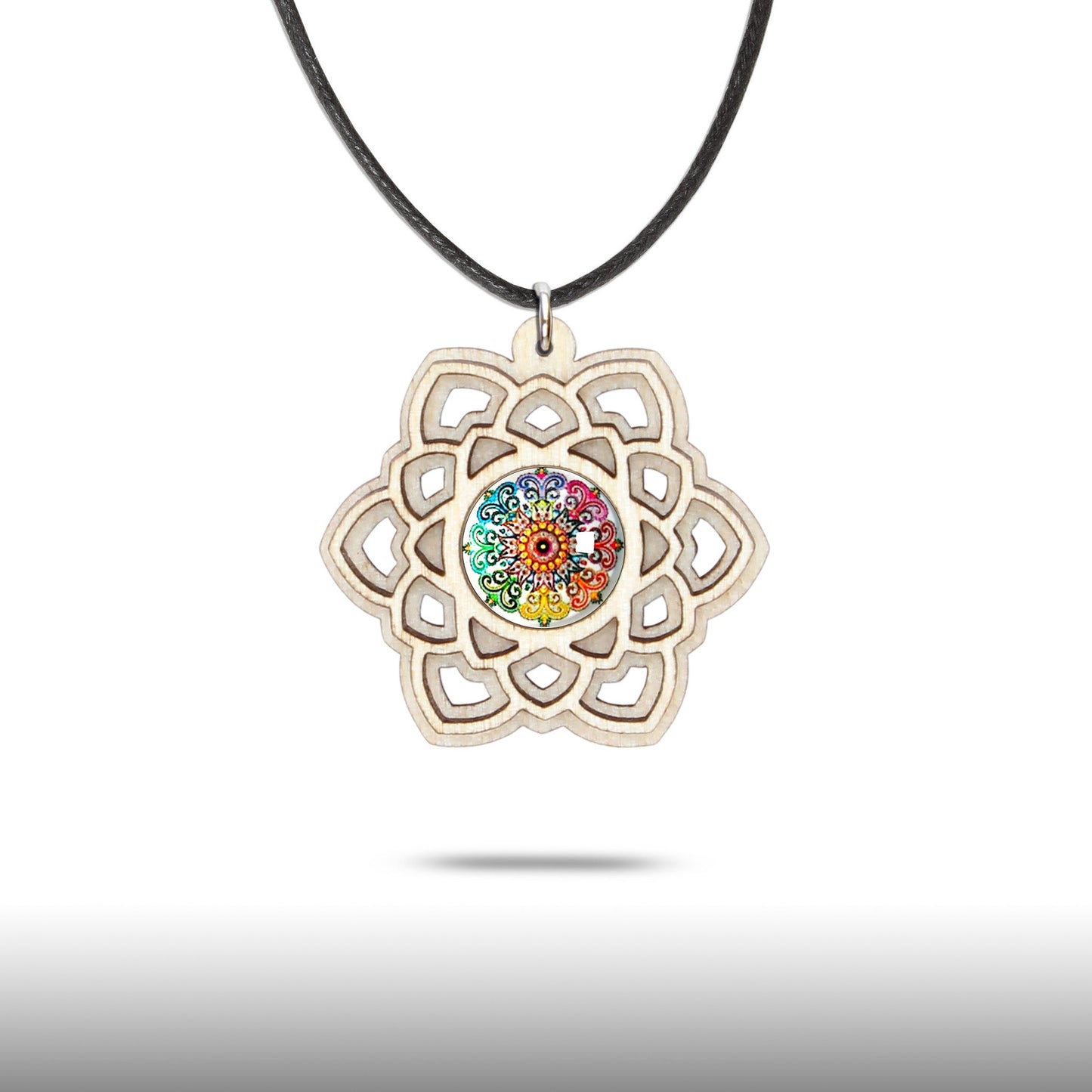 Halskette Mandala "Stern" aus Holz mit Glasstein - Nanino Design Onlineshop -
