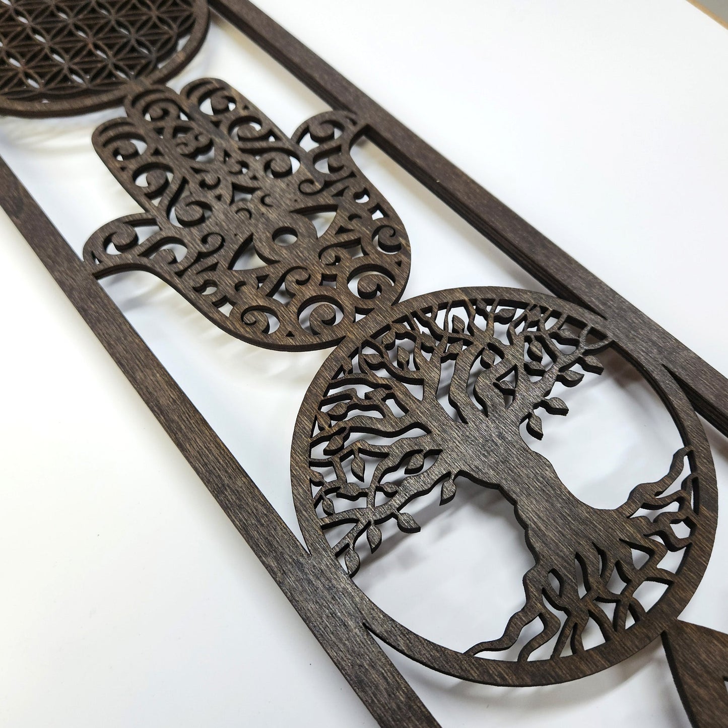 Wandbild "4 Symbole", Hochformat aus Holz - Nanino Design Onlineshop -